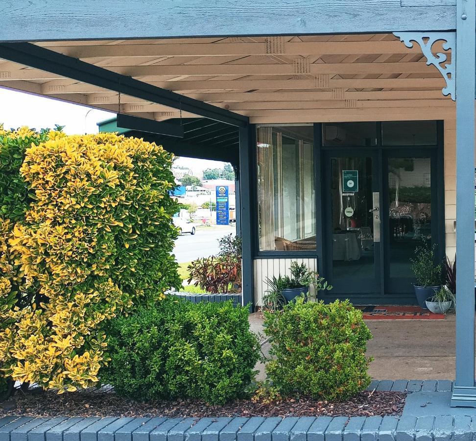 Redhill Cooma Motor Inn Екстериор снимка