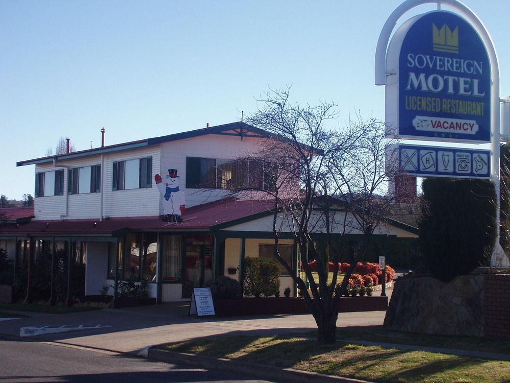 Redhill Cooma Motor Inn Екстериор снимка